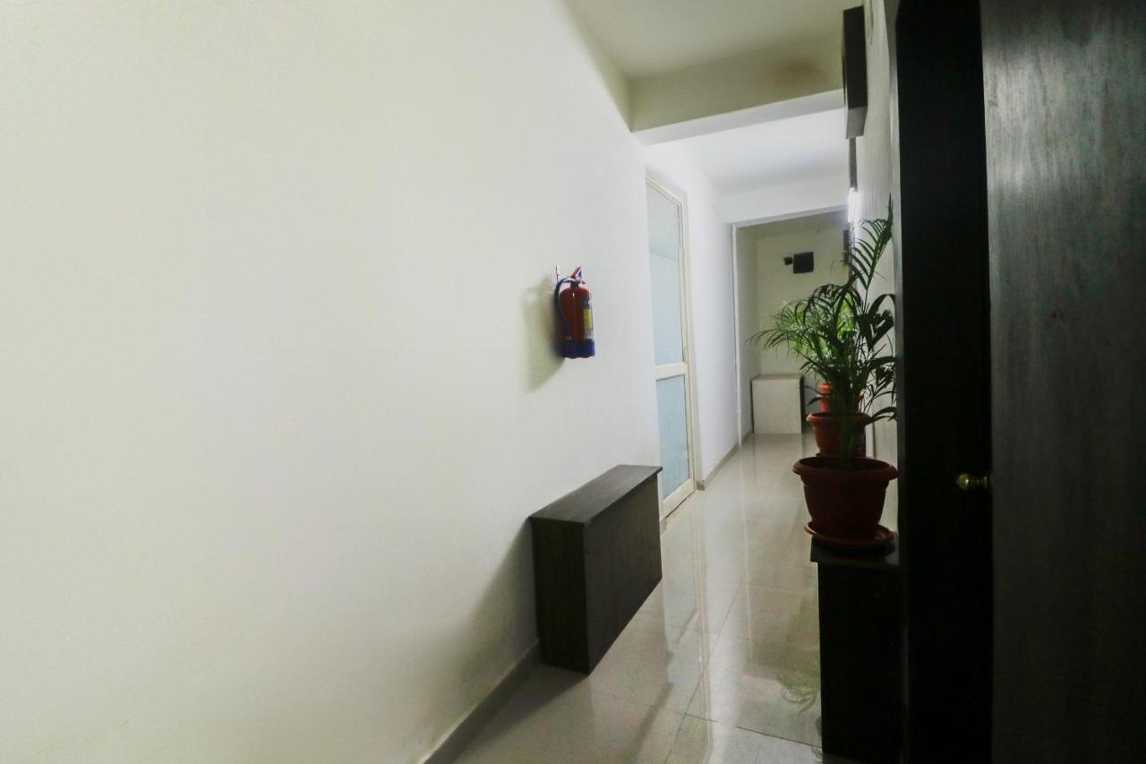 Oyo 66350 Hotel Space Setter Chandaka Zewnętrze zdjęcie